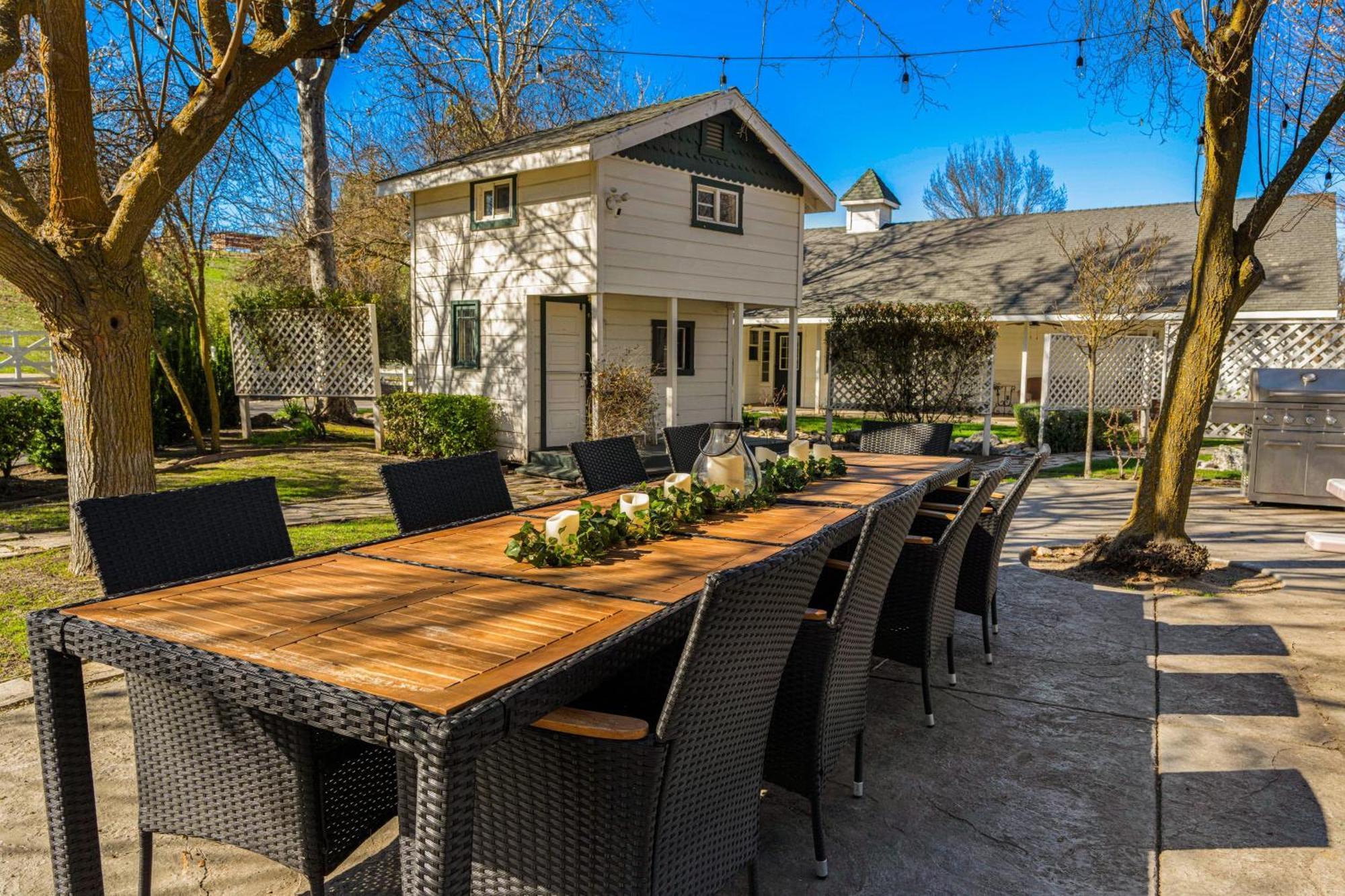 Victorian Manor In Paso Robles Wine Country Pool Hot Tub Firepit Tennis Court Sleeps 28 ภายนอก รูปภาพ